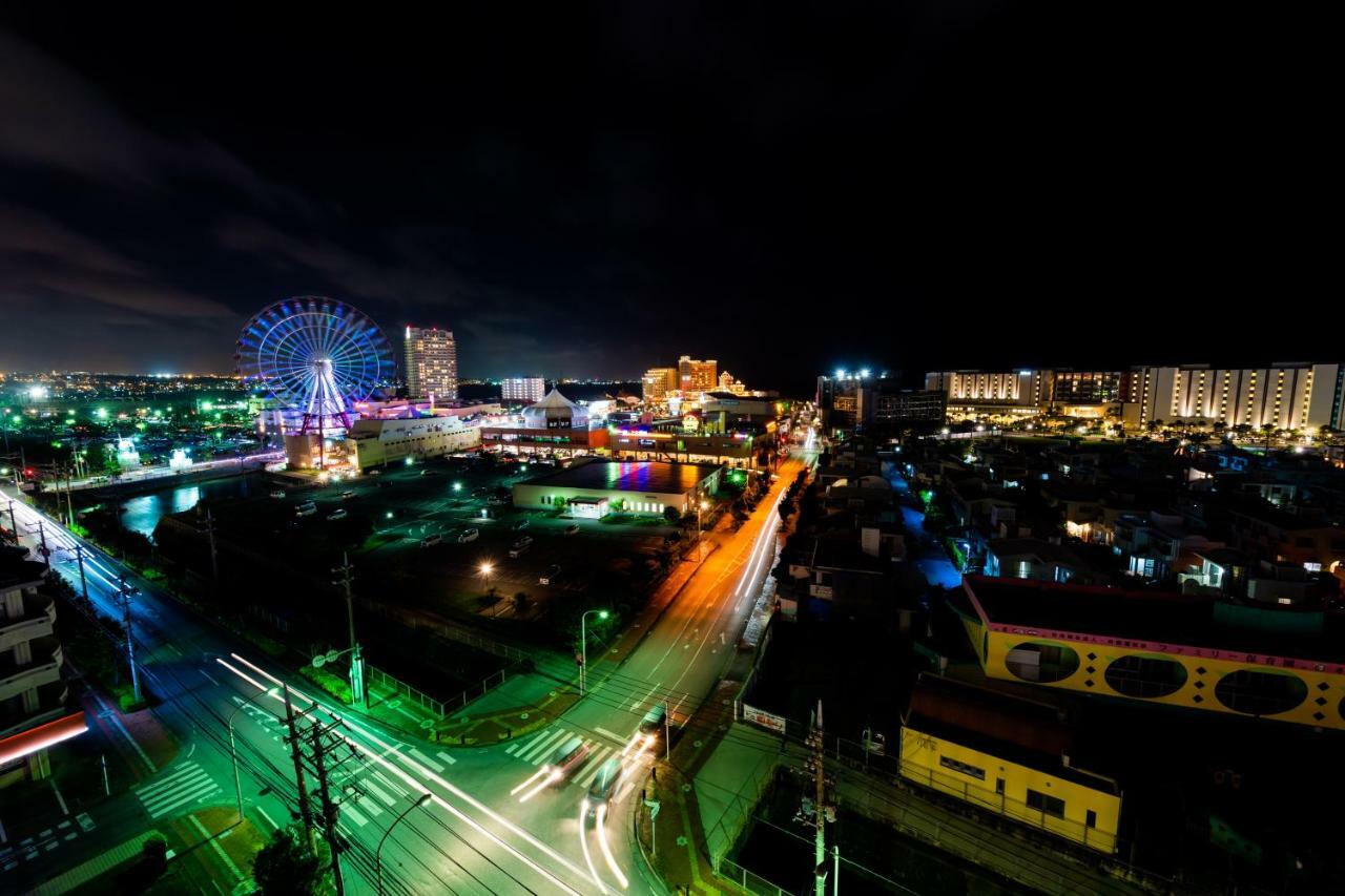 Condo Royal Ryu Kyu Chatan Buitenkant foto
